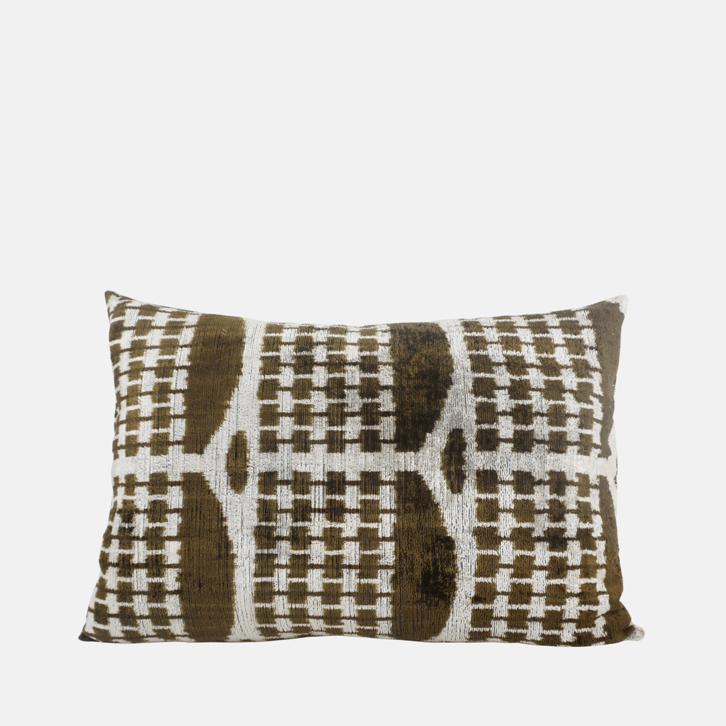 Silk Velvet Scottie Cushion