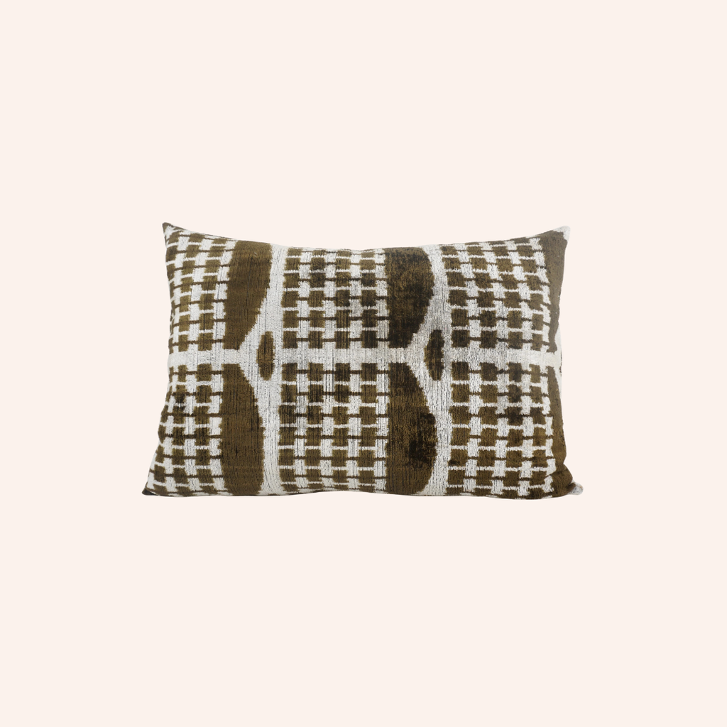 Silk Velvet Scottie Cushion