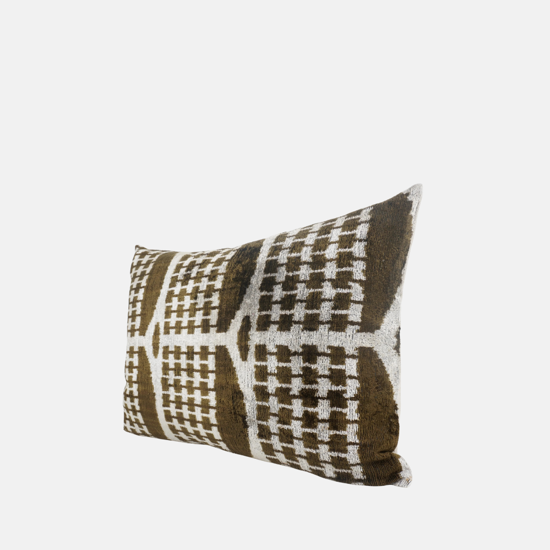 Silk Velvet Scottie Cushion