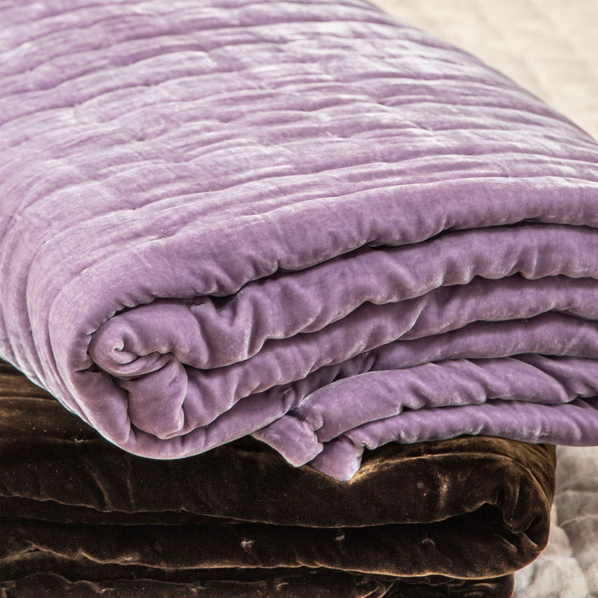 Tempt Silk Velvet Throw in Lilac