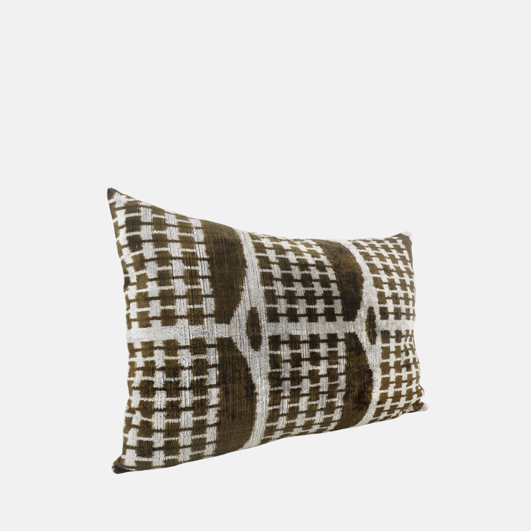 Silk Velvet Scottie Cushion