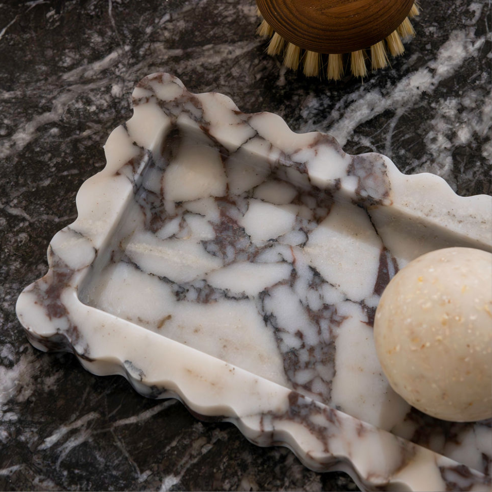 Palazzo Small Scalloped Bar Tray â€“ Luxury narrow tray with scalloped edges, perfect for small spaces. Elegant design inspired by palatial architecture, ideal for bedroom, bathroom, or living room.