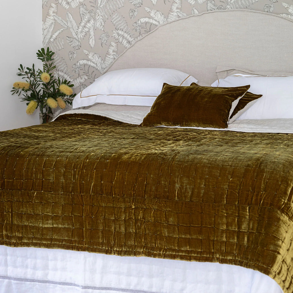 Allure Silk Velvet & Linen Quilt - Chartreuse