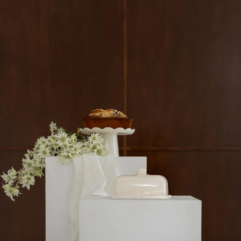 Cameo Oblong Cake Tray