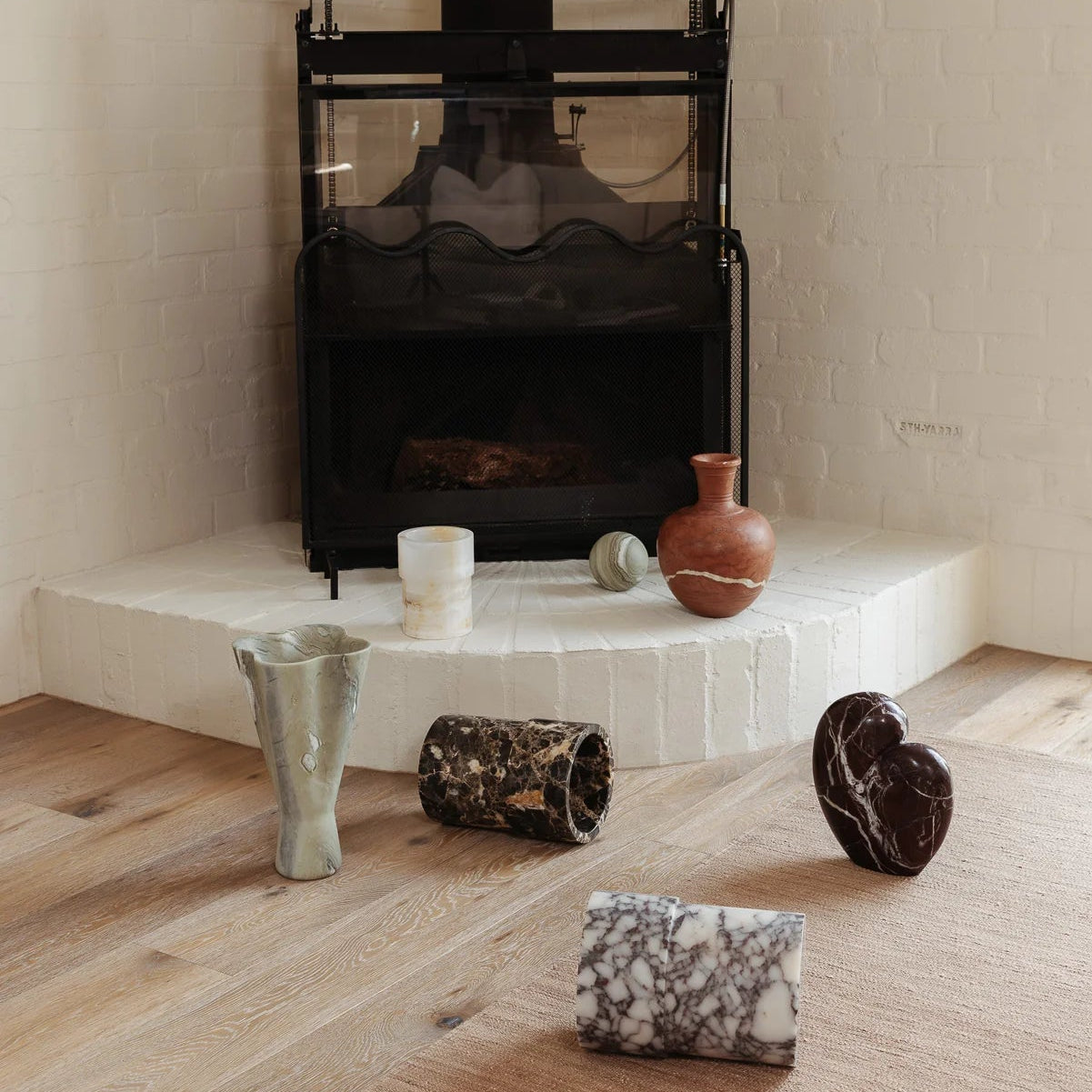 Embrace Table Holder Medium