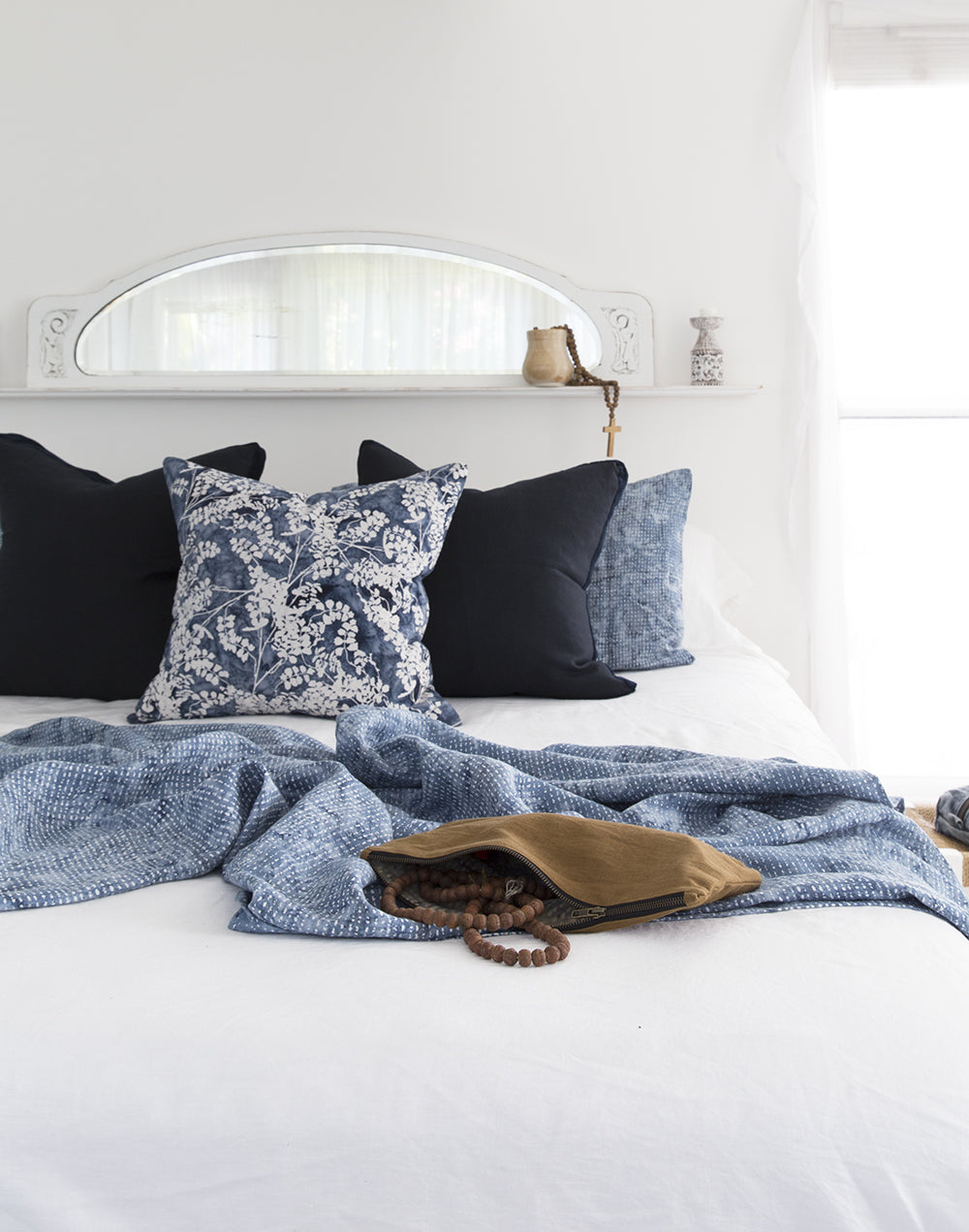 Essential French Navy Velvet Gusset Cushion
