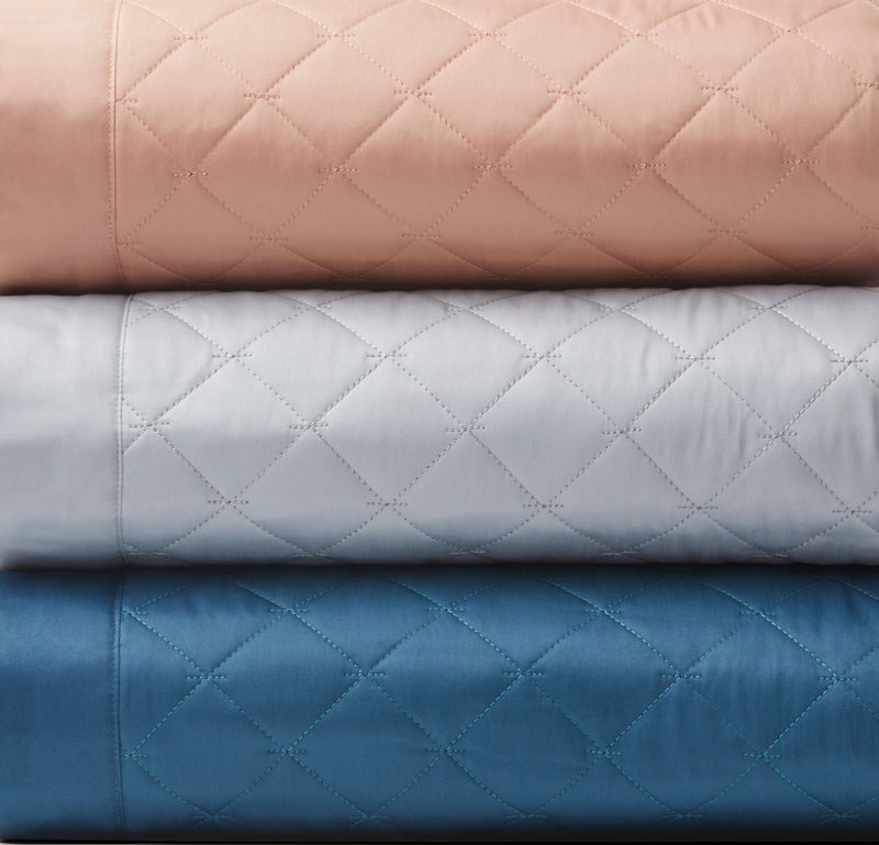 Hampton Diamond-Stitch Bed Throw - Clay
