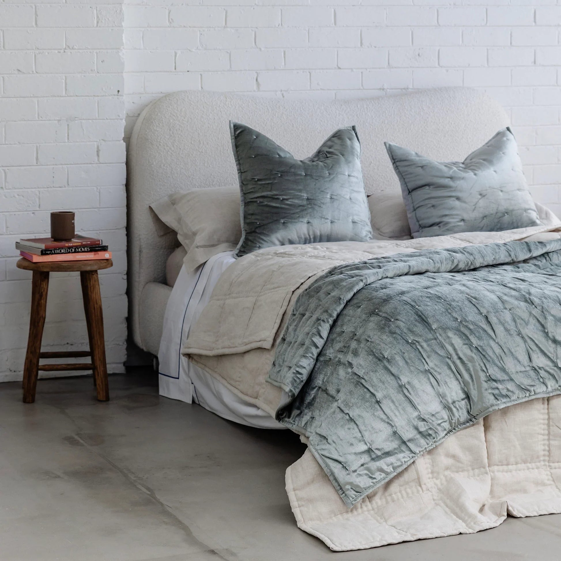 Dainty Cotton Velvet Throw - Eucalyptus