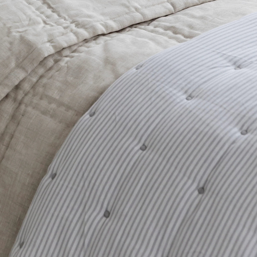 Dainty Cotton Velvet Throw - Snow