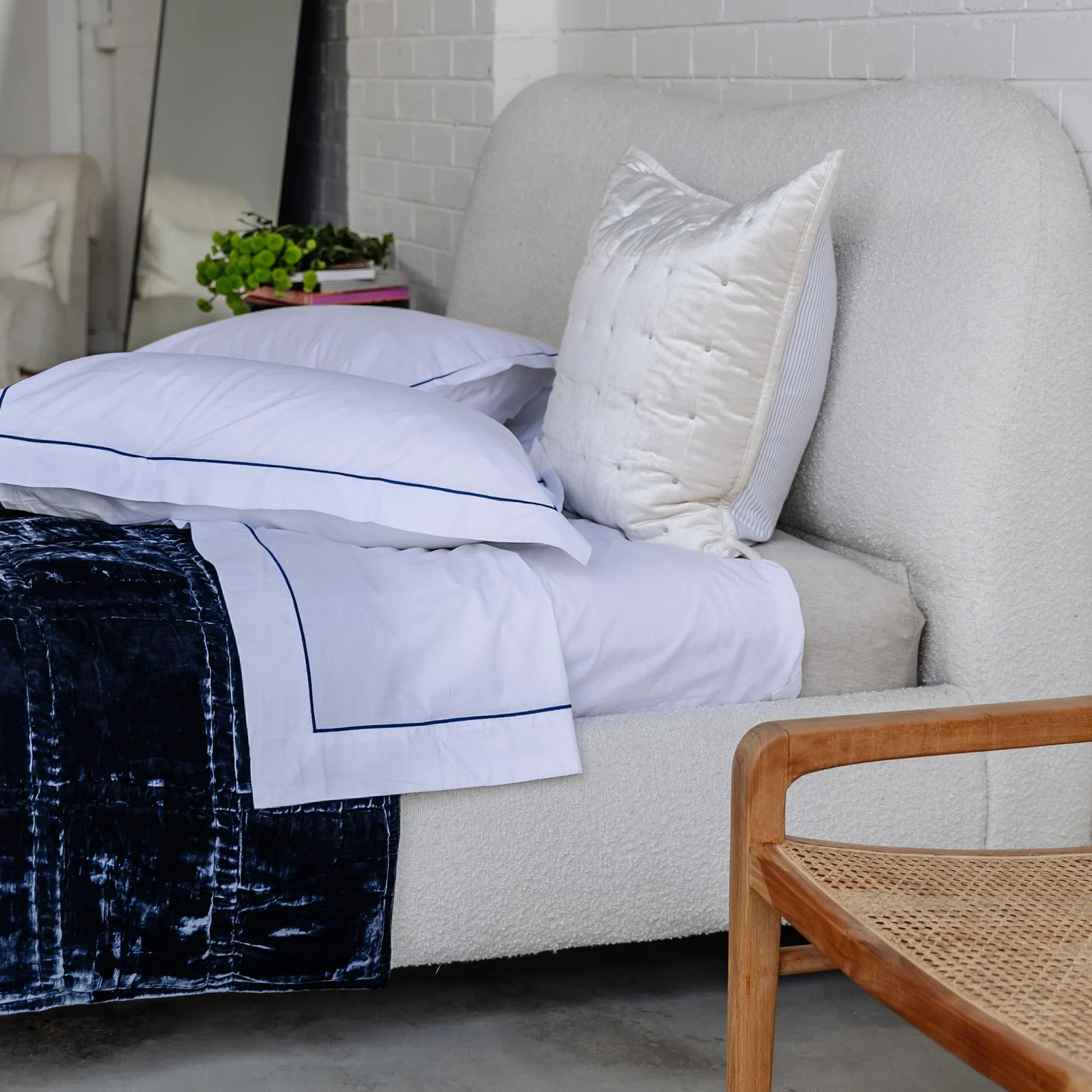 Grace Embroidered Cotton Flat Sheet - Navy