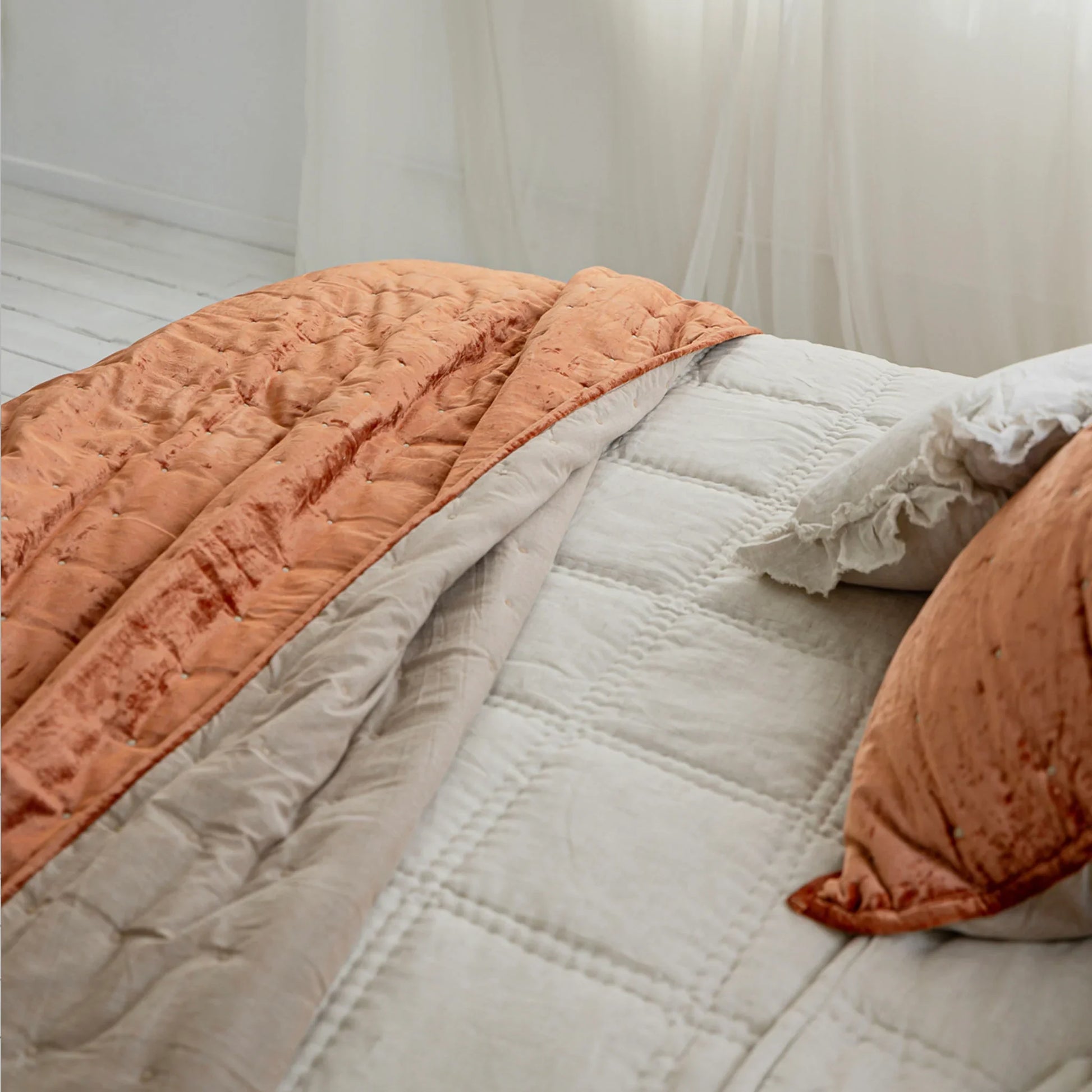 Dainty Cotton Velvet Throw - Burnt Orange