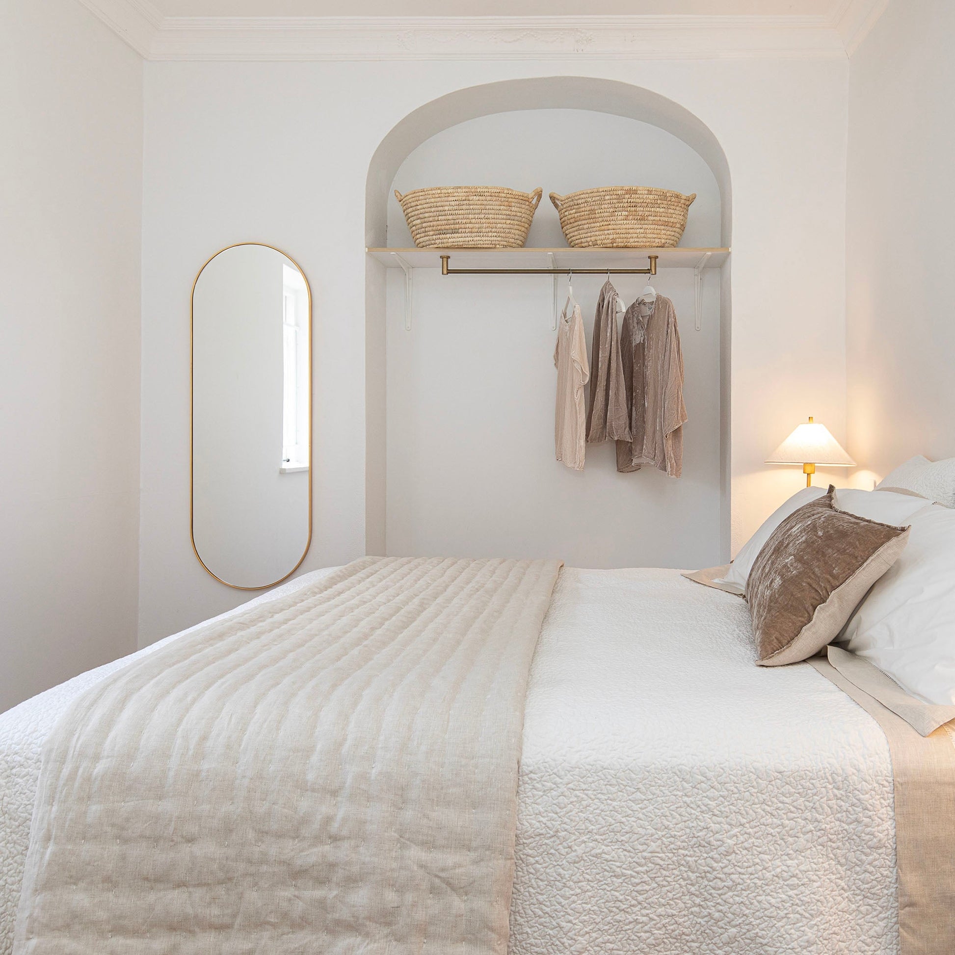 Provencal Cotton Quilt in White