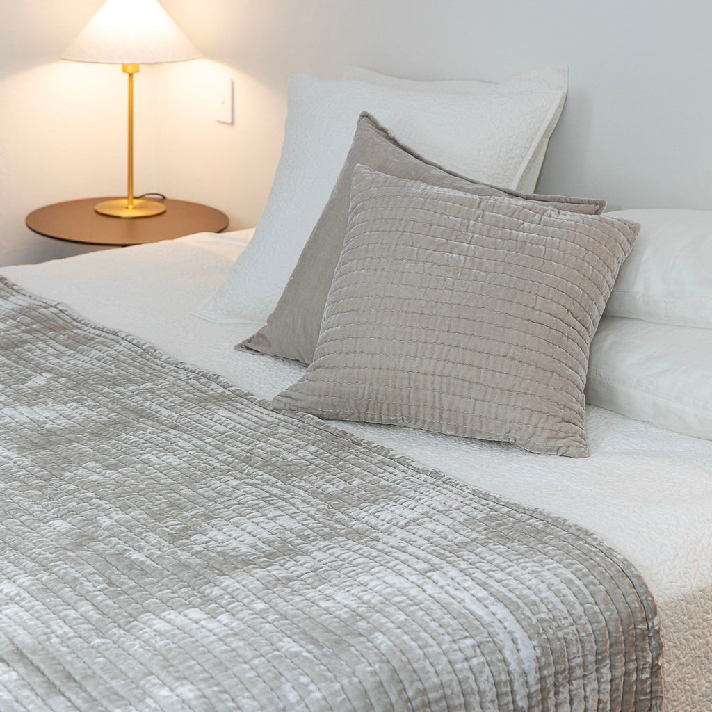 Enchant Silk Velvet Throw - Pearl
