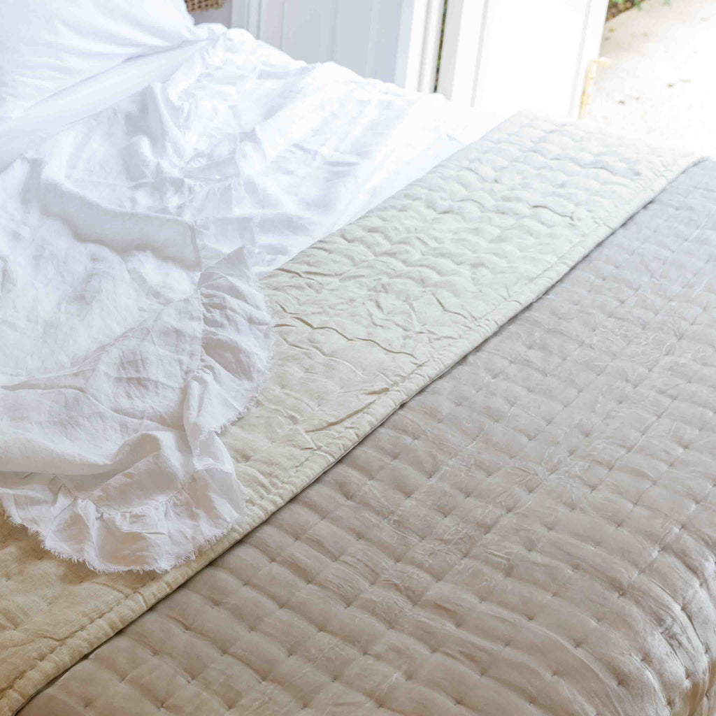 Tempt Silk Velvet Throw in Pearl