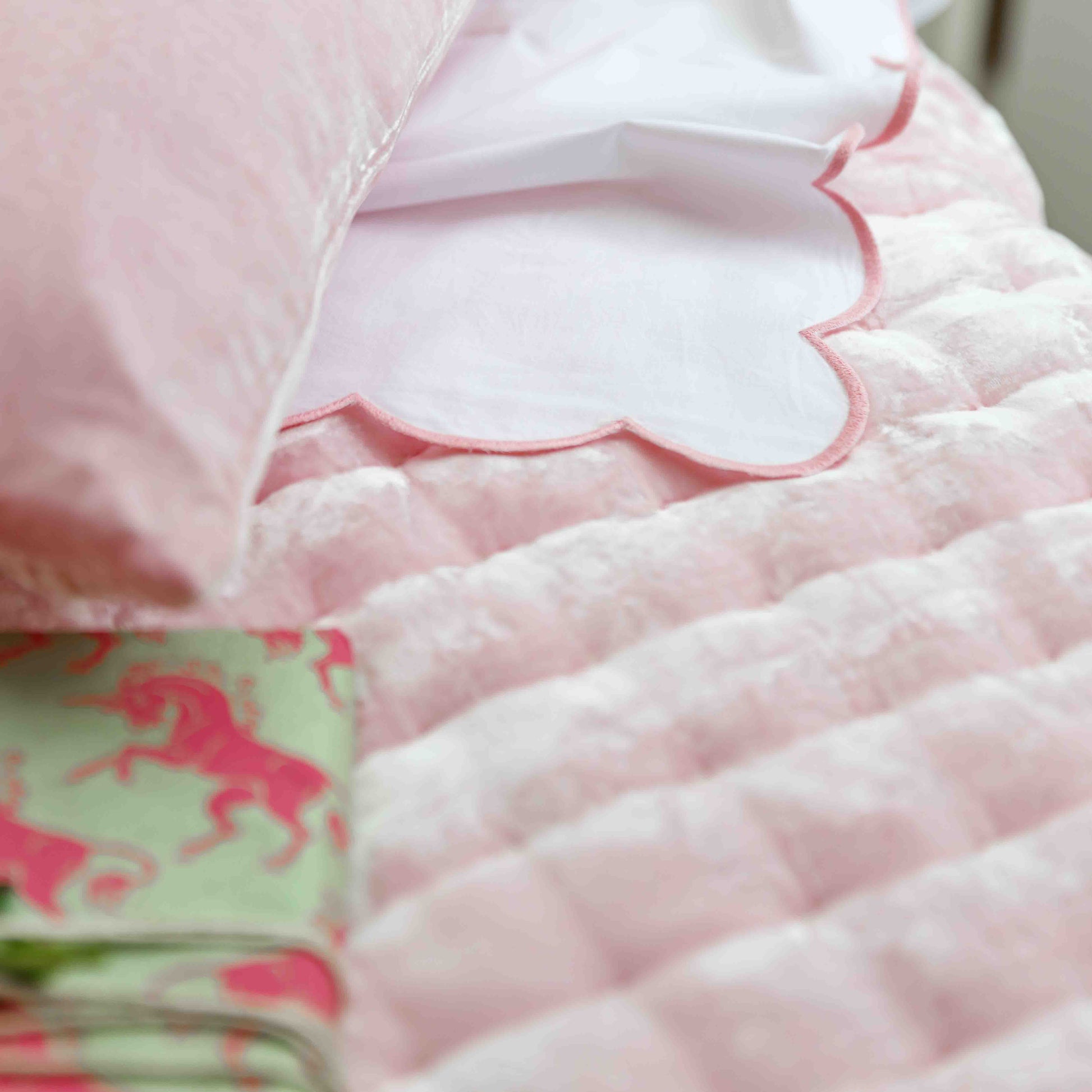 Tempt Silk Velvet Throw - Coconut Ice