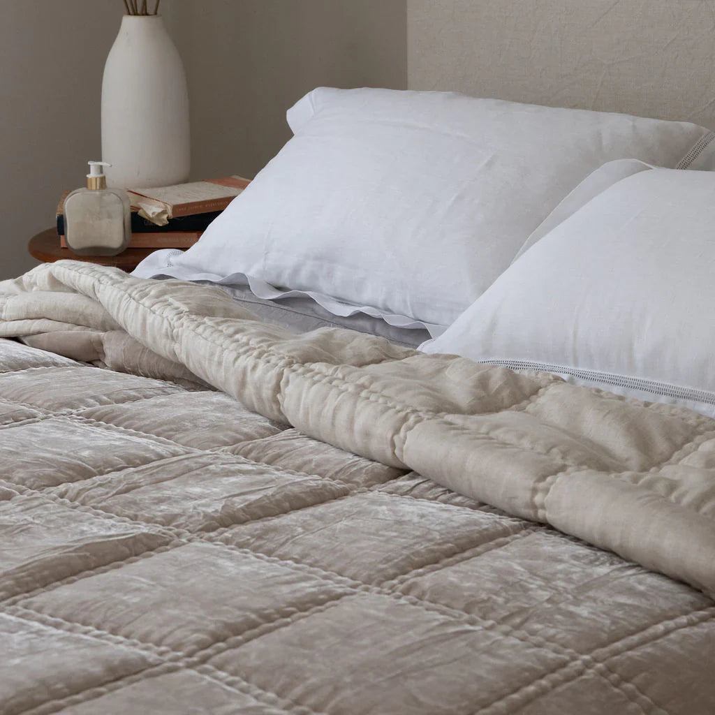 Bliss Silk Velvet Quilt - Pearl