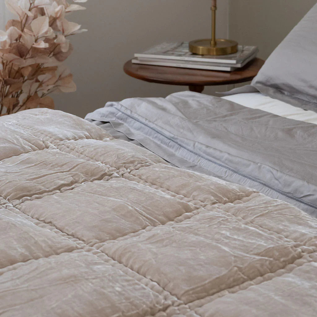 Bliss Silk Velvet Quilt - Pearl
