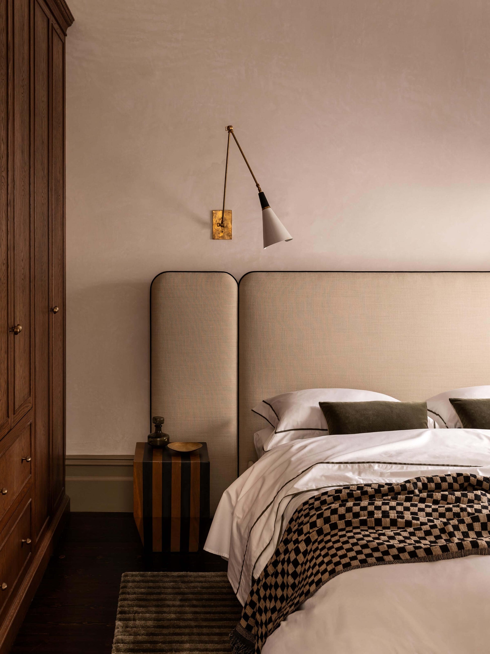 Grosgrain Olive Egyptian Cotton Tailored Pillowcases