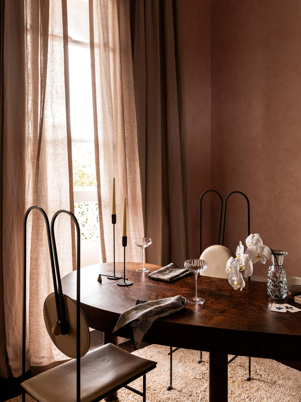 Quinn Black Napkin Set