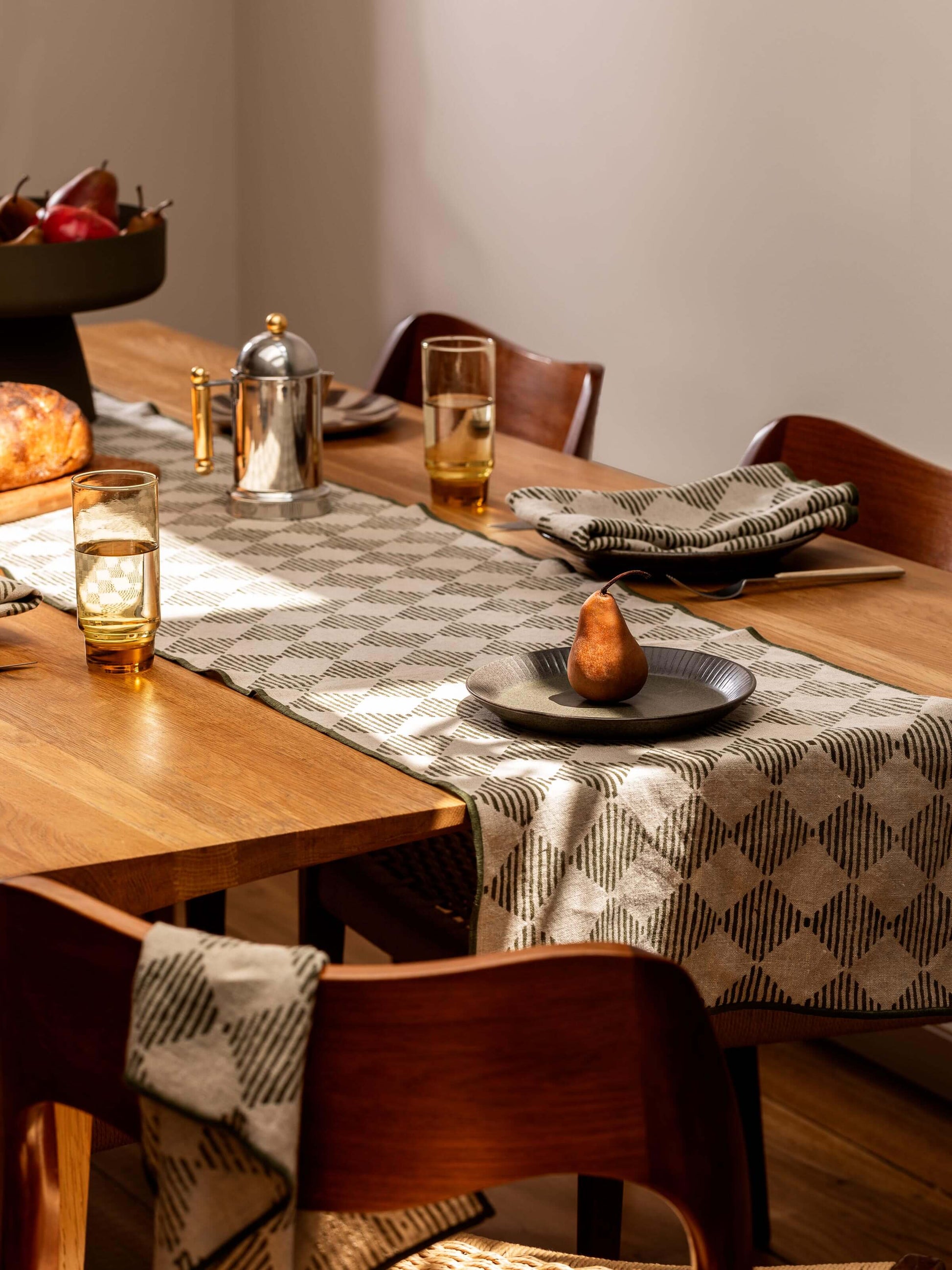 Quinn Olive Table Runner