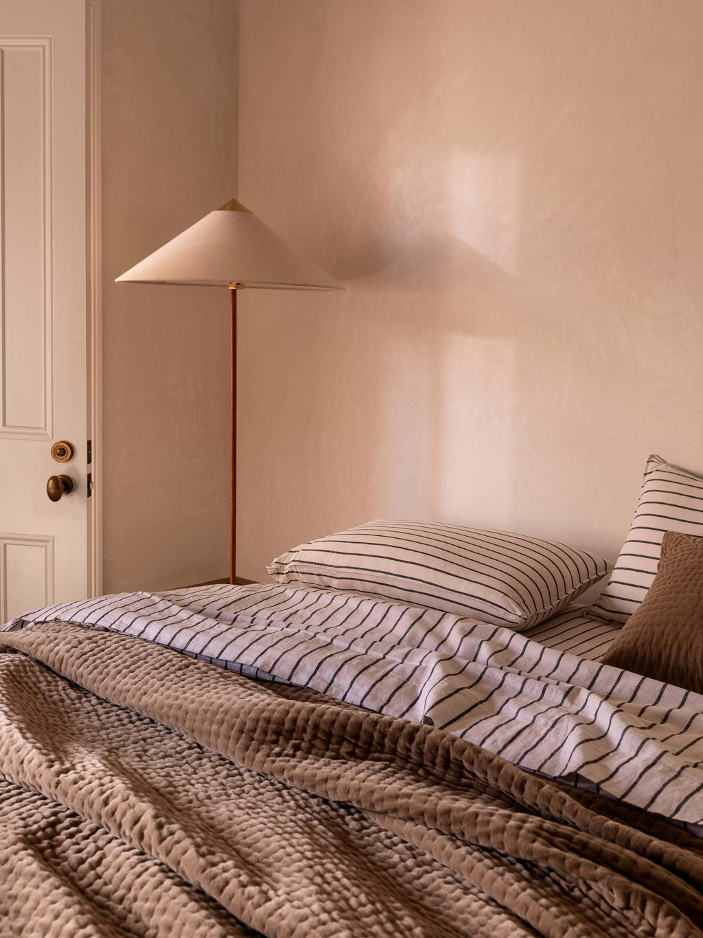 Loft Graphite Linen & Cotton Pillowcases