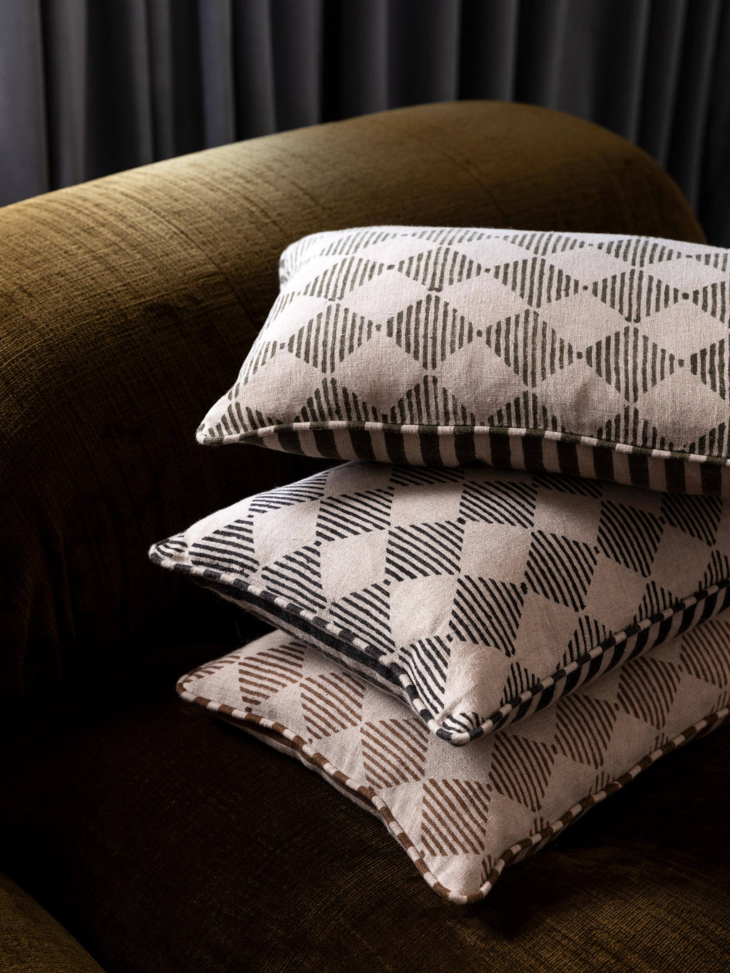 Quinn Black Reversible Linen Cushion
