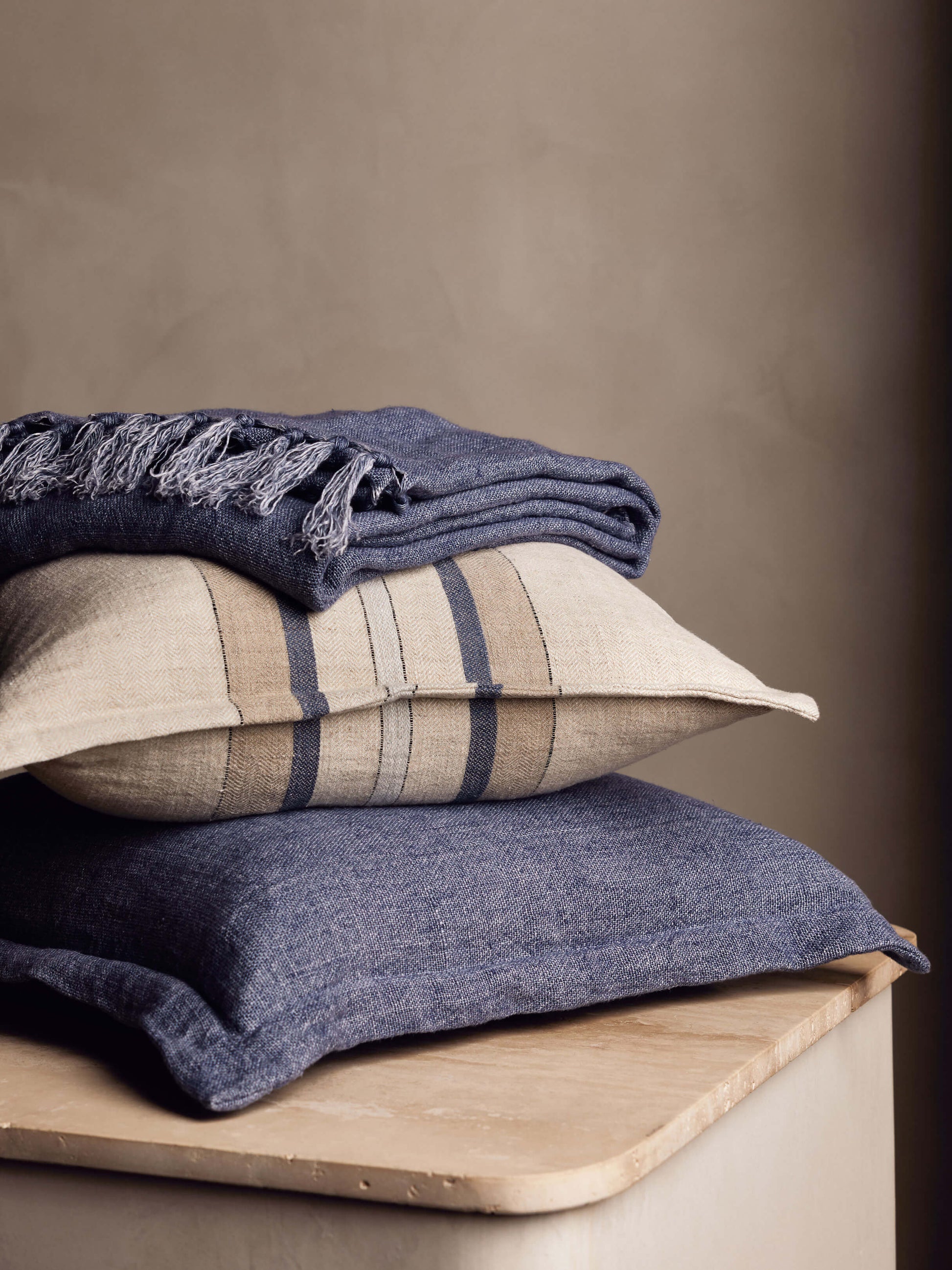 Burton Vintage Blue Heavy Linen Throw