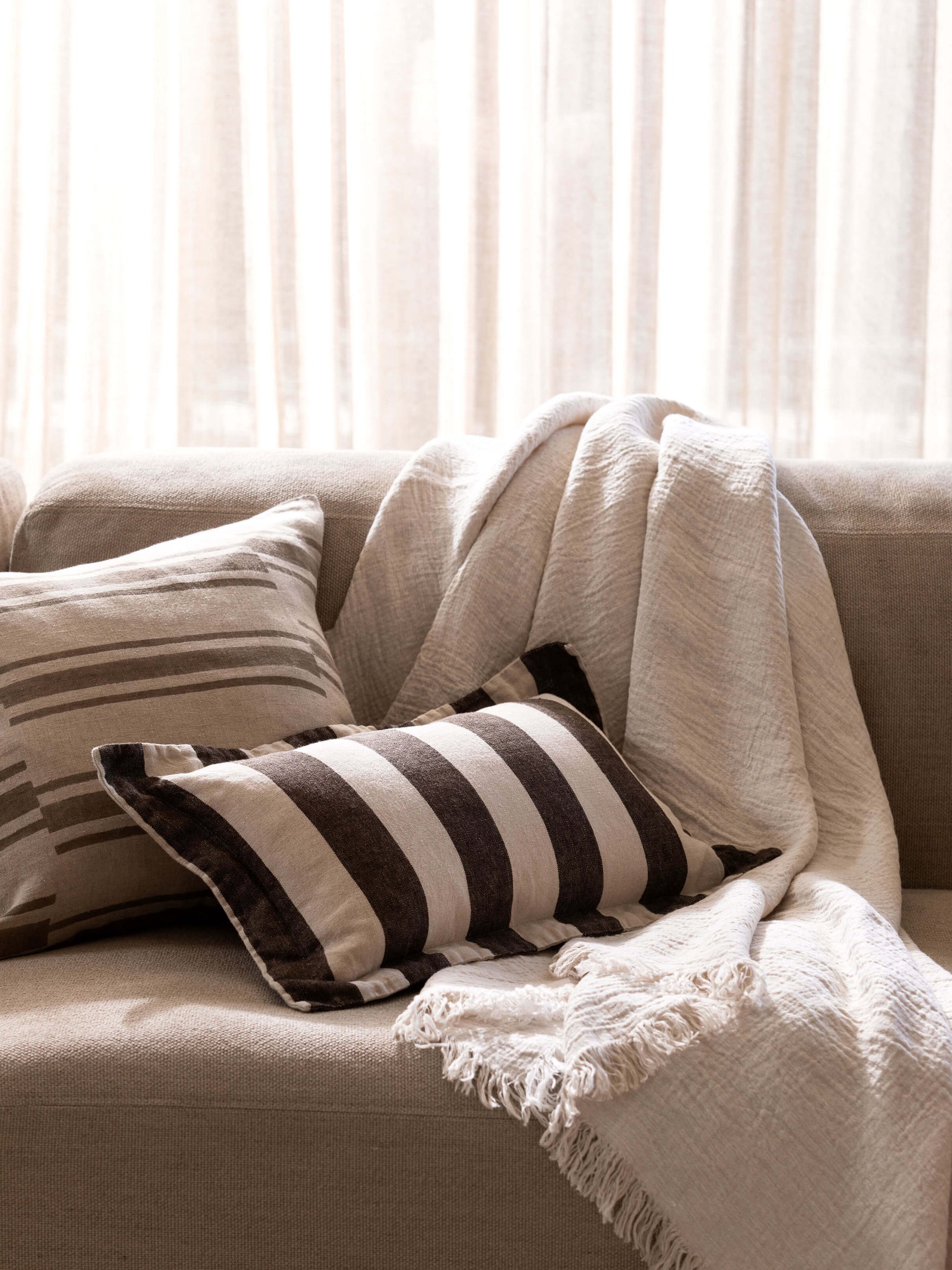 Ava Nougat Pure Linen Throw