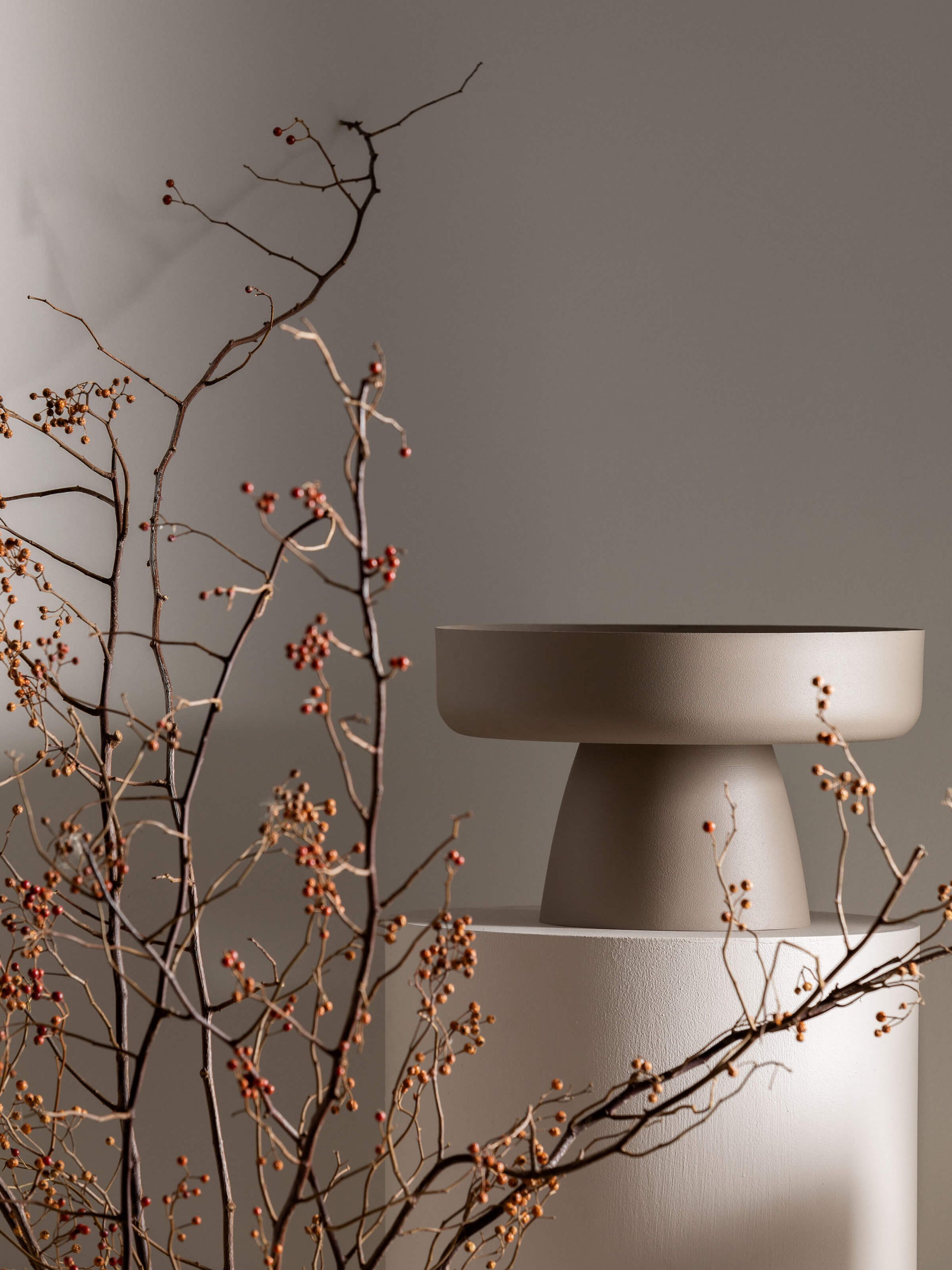 Mona Latte Pedestal