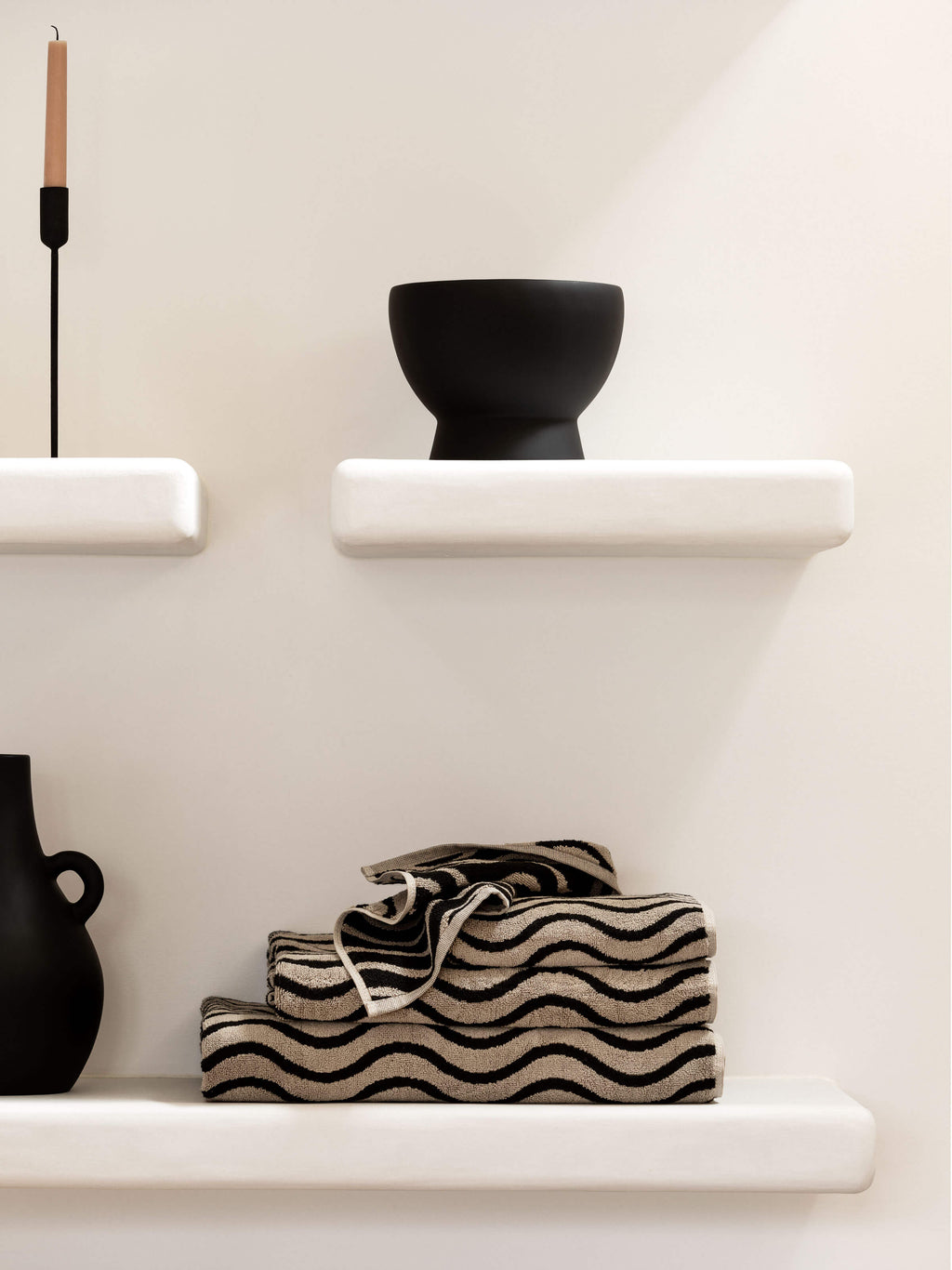 Wave Noir Towels