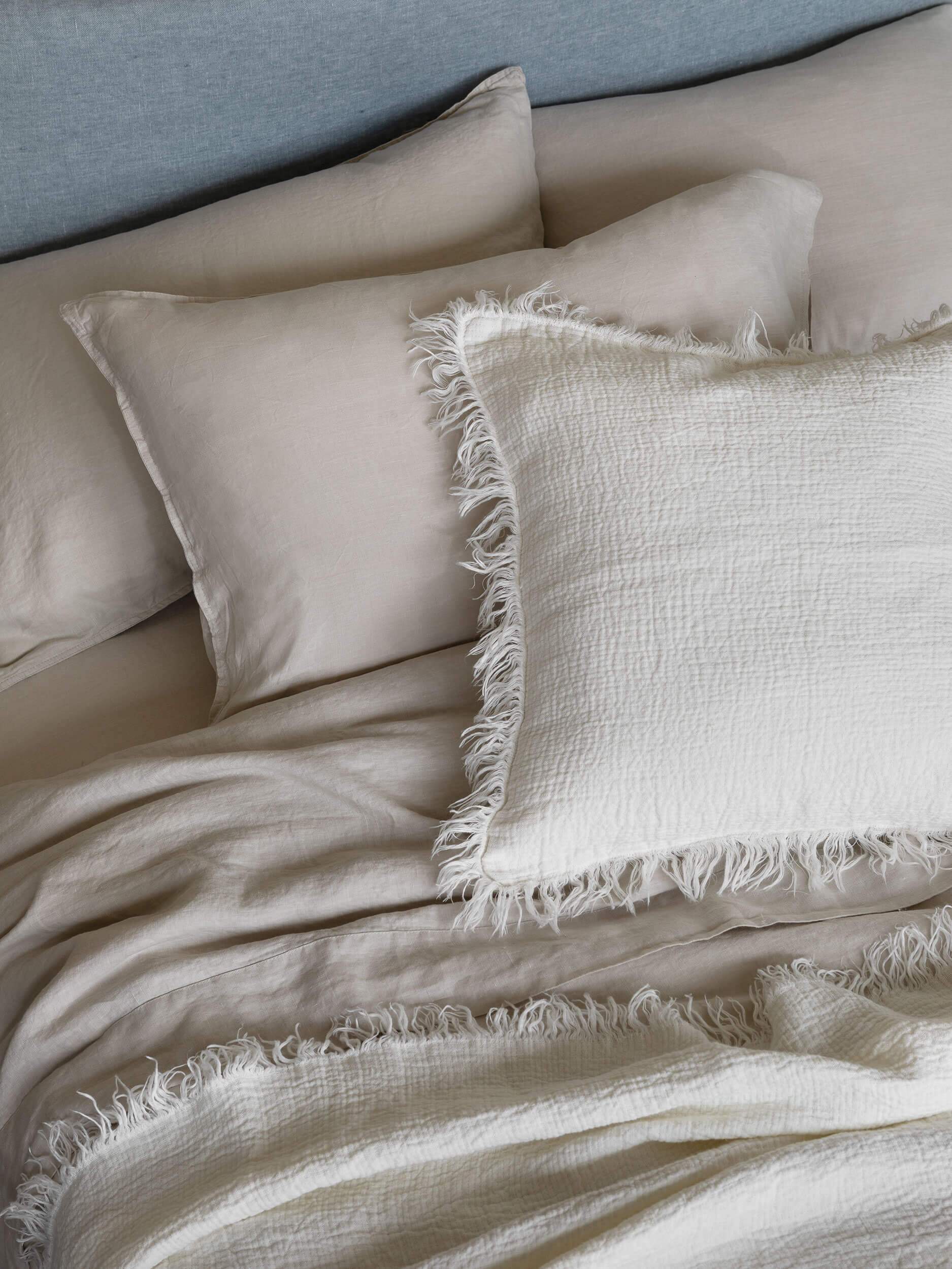 Ava Chalk Pure Linen Throw