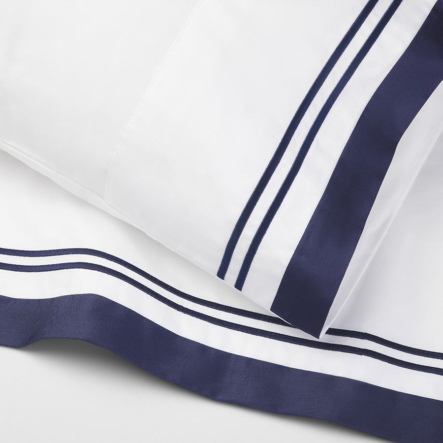 Manhattan Navy Flat Sheet Set
