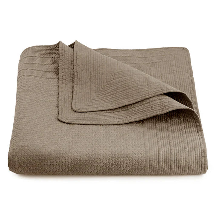 Resort Quilted Bedspread - Mushroom