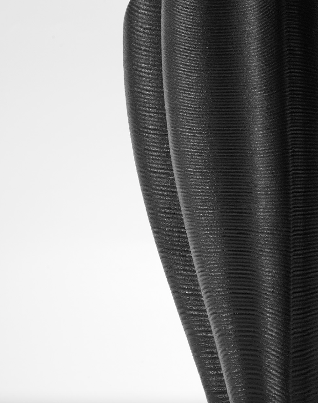 Bloom Vase in Ebony