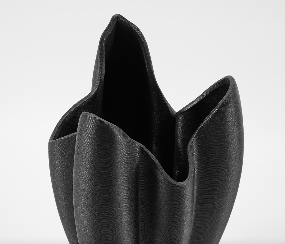 Bloom Vase in Ebony