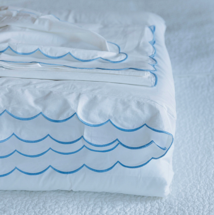 Scalloped Edge Cotton Duvet Cover in Blue