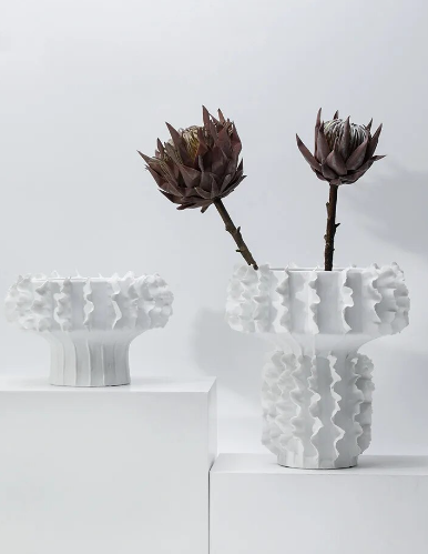 Frosting Vase in White