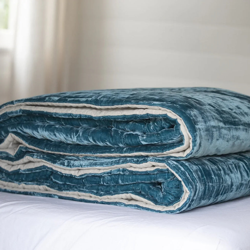 Allure Silk Velvet & Linen Quilt - Teal