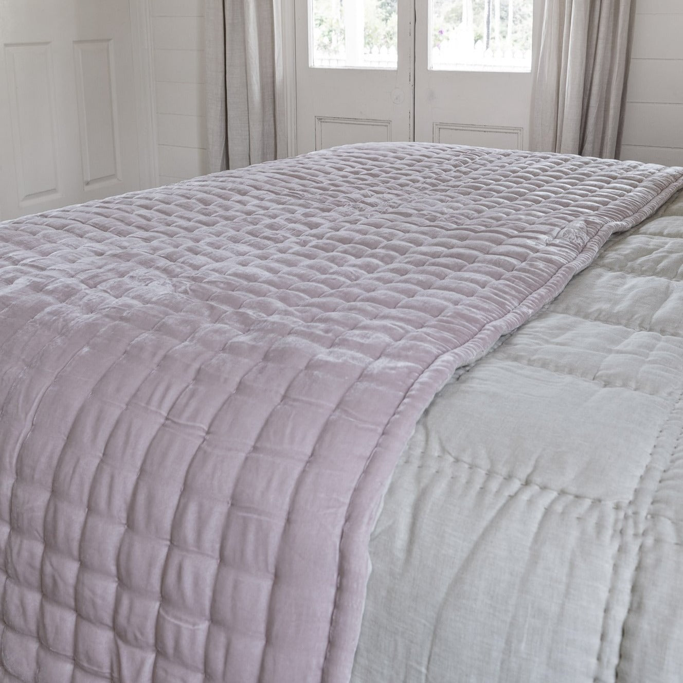 Tempt Silk Velvet Throw in Pale Pink
