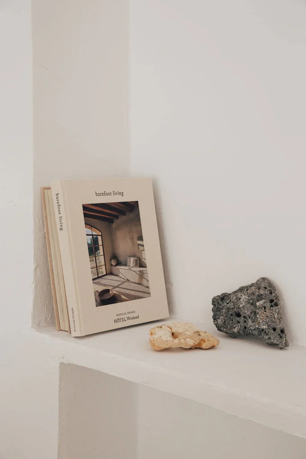 Barefoot Living by Natalia Swarz