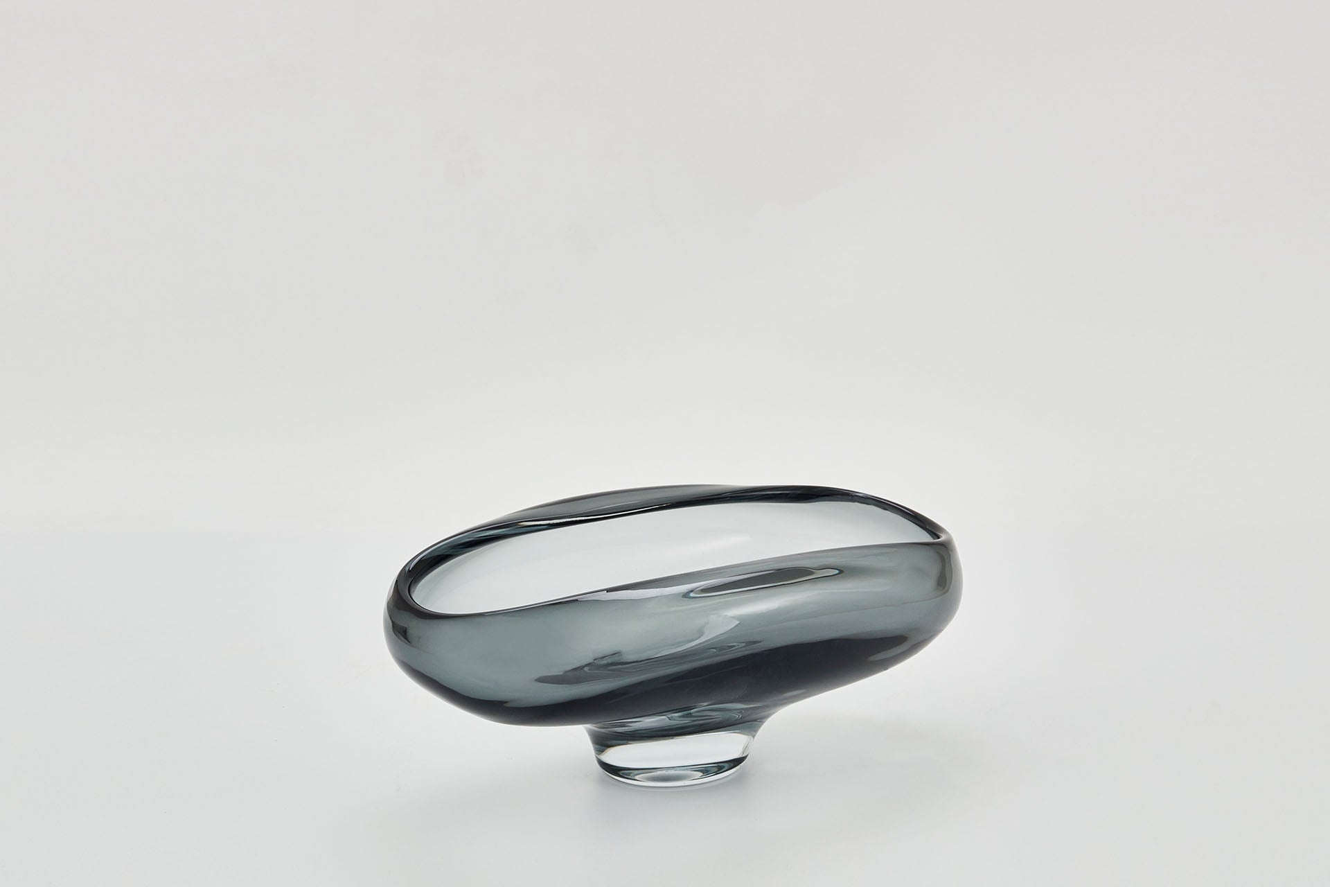 Droplet Vase in Ocean