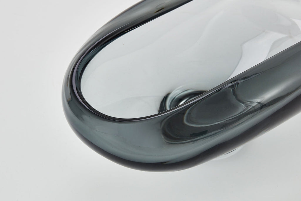 Droplet Vase in Ocean