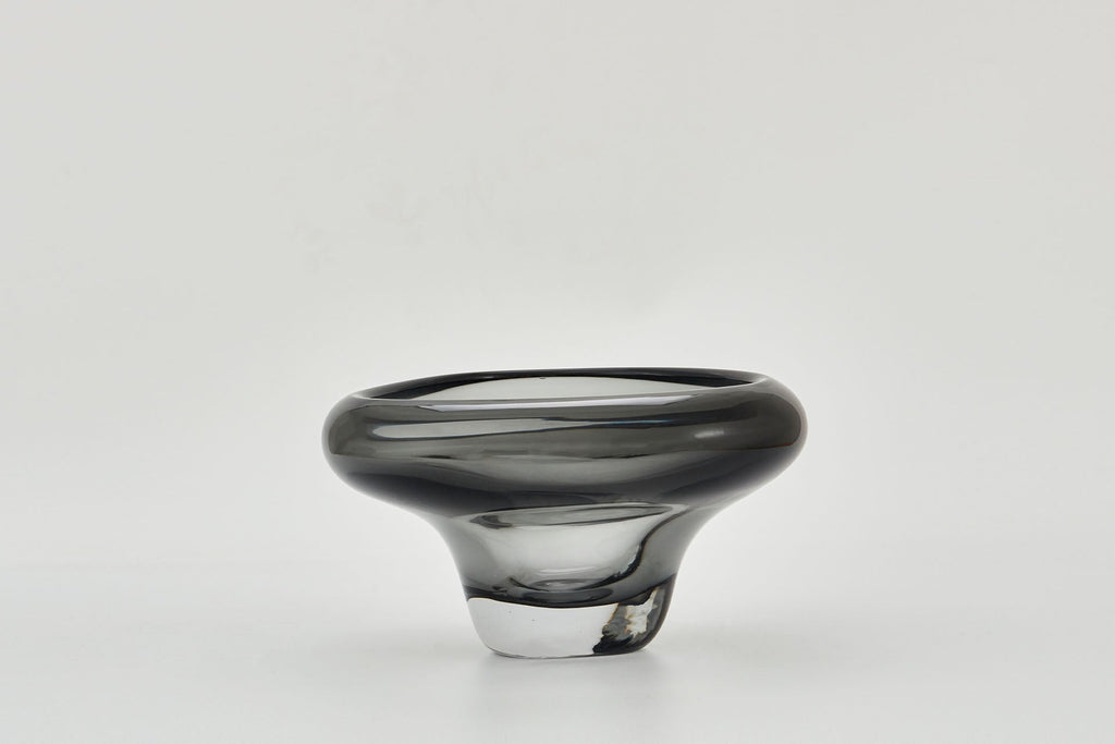 Droplet Vase in Ocean