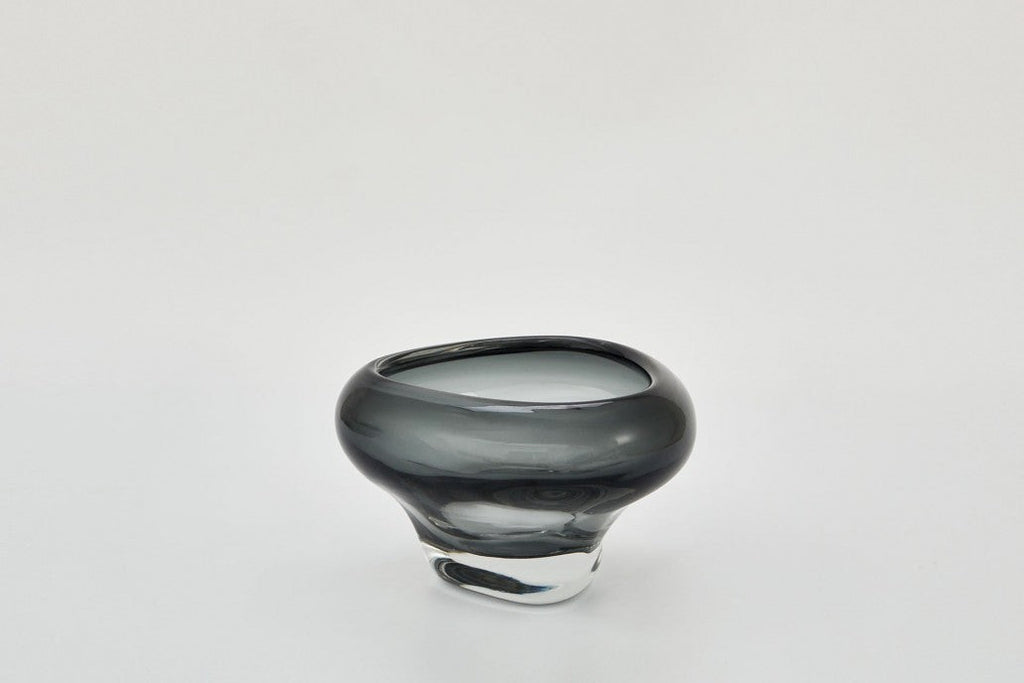 Droplet Vase in Ocean