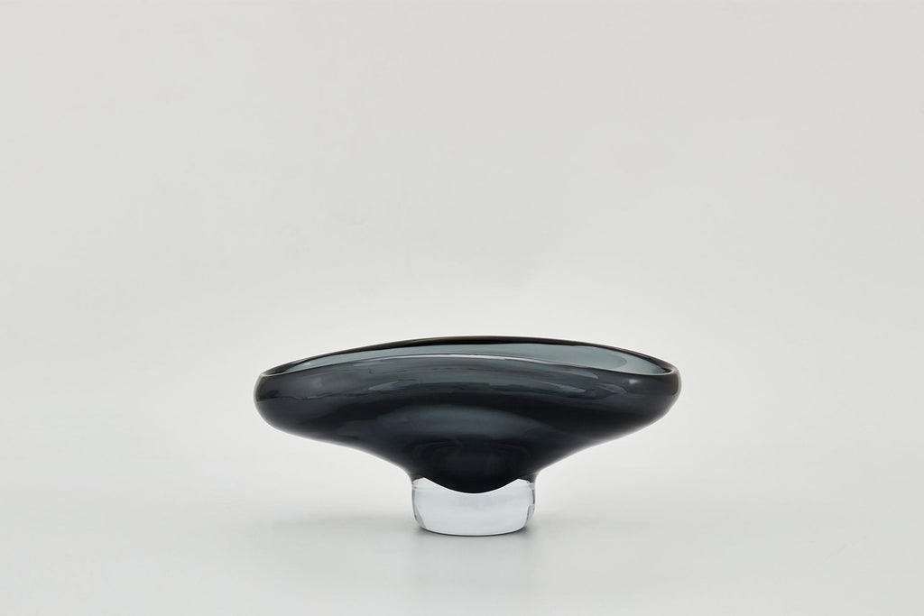 Droplet Vase in Ocean