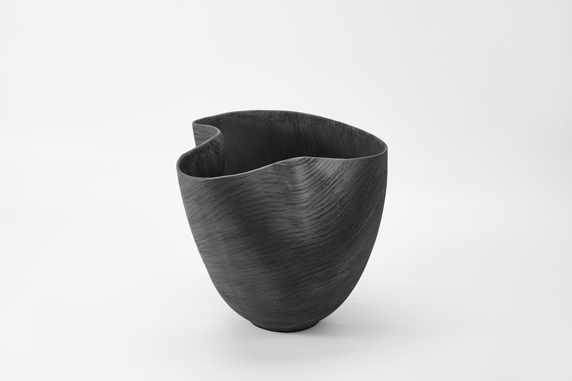 Morph Bowl in Ebony