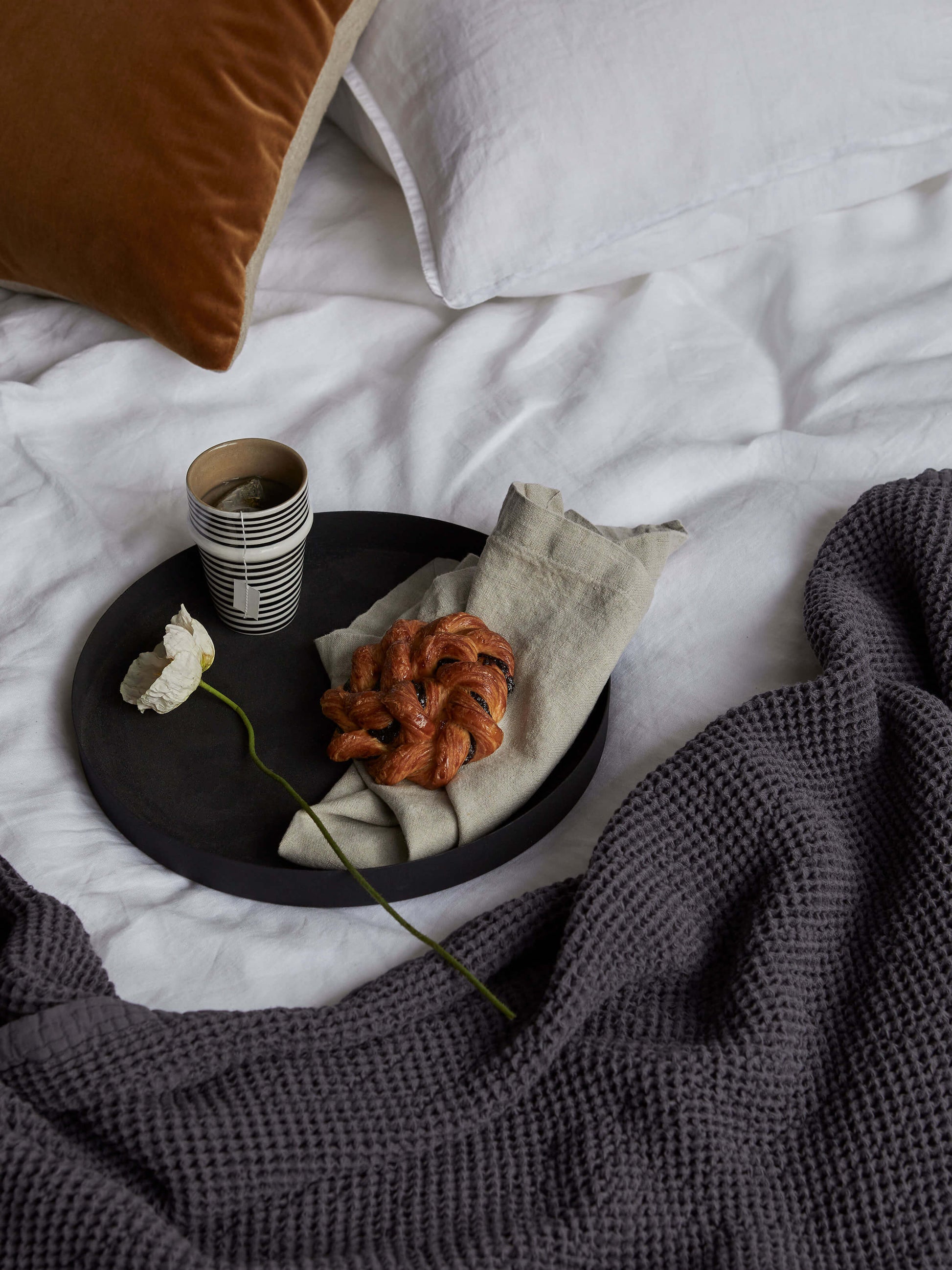 Mona Black Tray