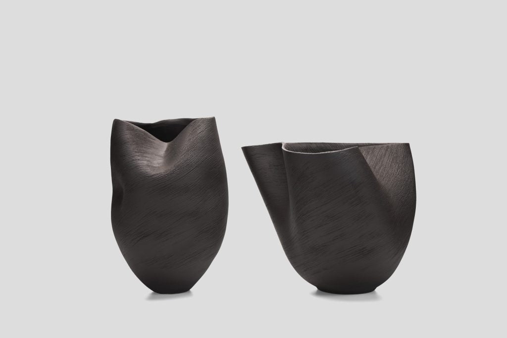 Morph Vase in Chocolate Brush