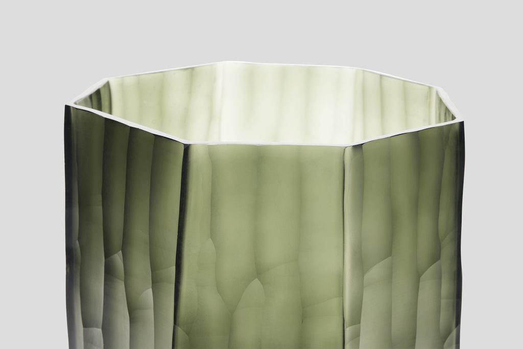Facette Vase Moss