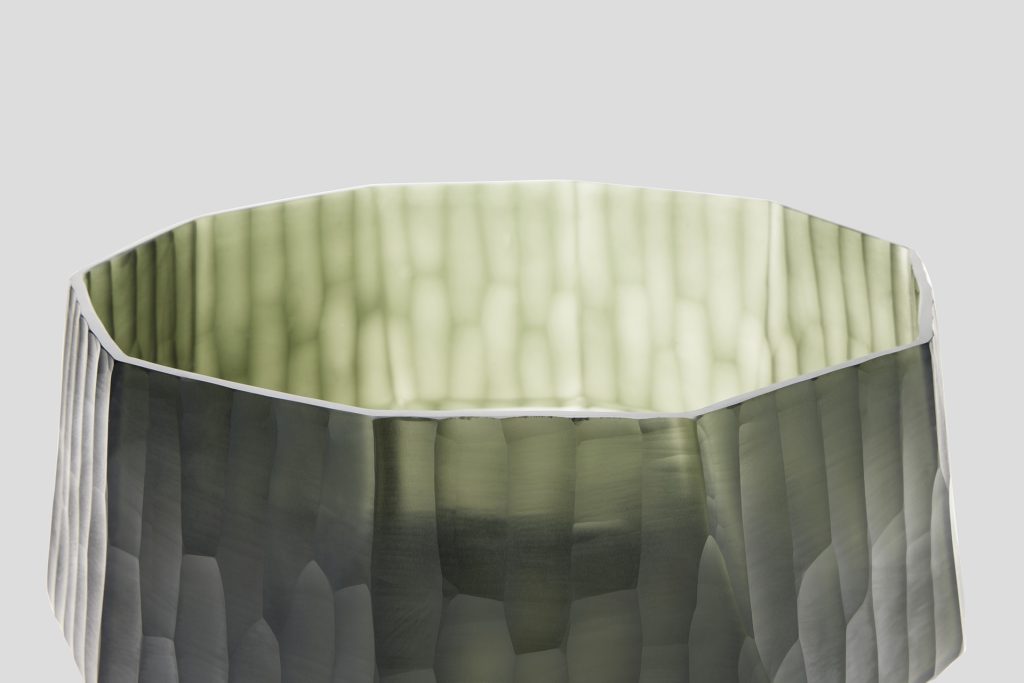 Facette Vase Moss